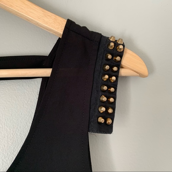 Lush Studded Shoulder Tank - Picture 2 of 10